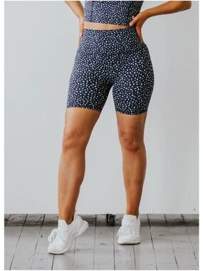 Astoria Activewear Luxe Ignite Short Black Speckle Size XL